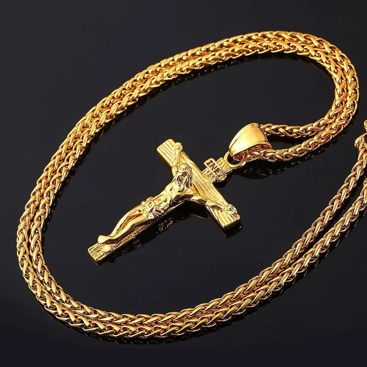 Gold Cross Chain Necklace: Luxury Fashion Accessory